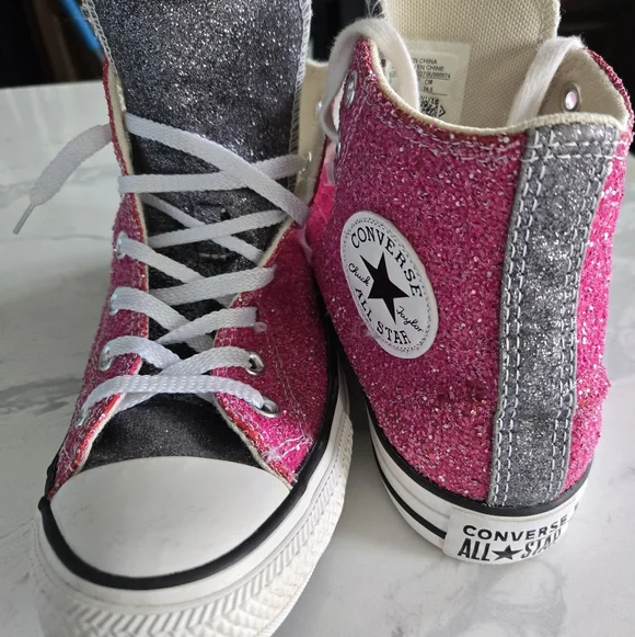 Converse High Top Sneakers - Pink Glitter with Silver Glitter Tongue. Womens 8 - Picture 2 of 4